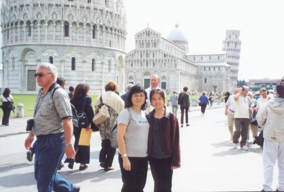 Gondolas in Venice; Actual size=240 pixels wide